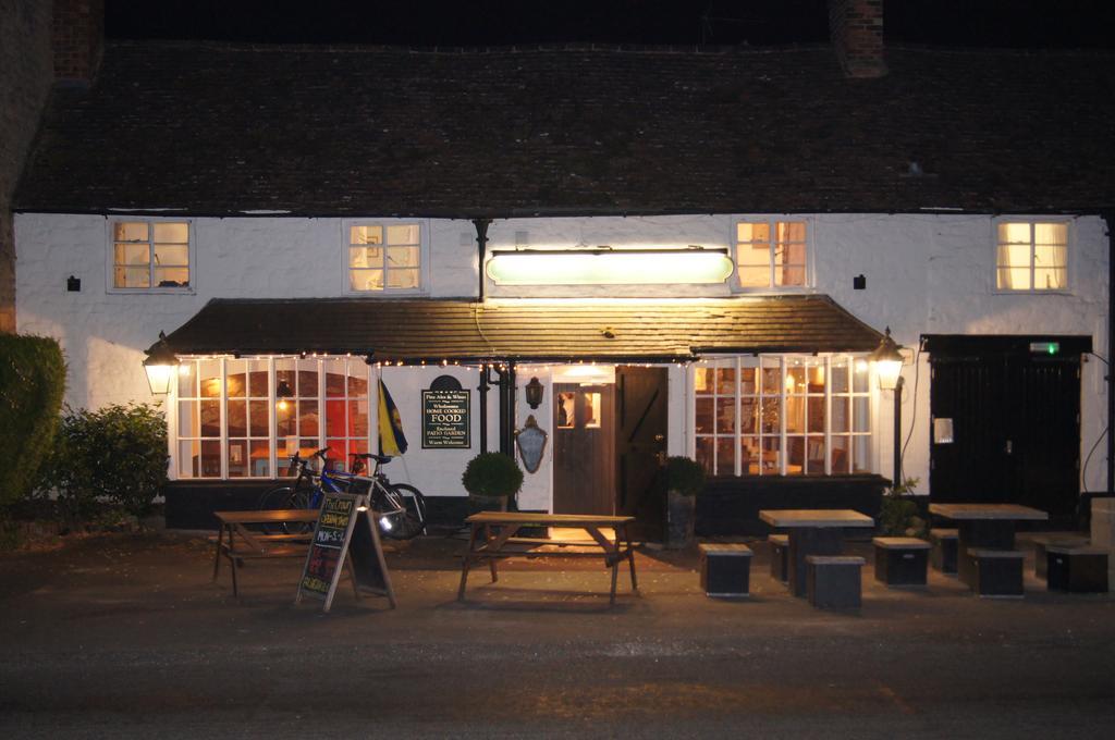 The Crown Inn, Kemerton Tewkesbury Exterior photo